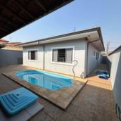 Casa - 3 quartos 3 banheiros