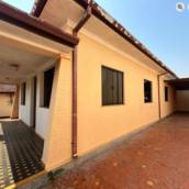 Casa - 3 quartos 2 banheiros
