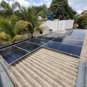 Sistema Híbrido em Igaratá/ SP - Geração de 700Kwh/mês + bateria de 100ah/48V/5Kwh - Backup de 4hs (Tv, Geladeira, Iluminação, Wi-fi)