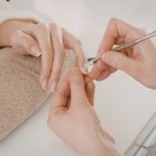 Corte Técnico Das Unhas Em Franca SP Com Correção Segura