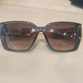 Óculos de sol Guess GU7818