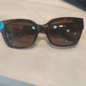 Óculos de sol Guess GU7742