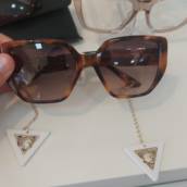 Óculos de sol Guess GU7892