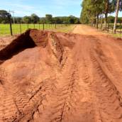 Drenagem Eficiente de Terrenos – Jurumirim Terraplanagem em Riviera de Santa Cristina I