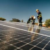 Instalação de Energia Solar com Segurança e Eficiência