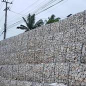 Muro de contenção na região metropolitana de Jundiaí e São Paulo