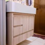 Armário de Banheiro Planejado em MDF Carvalho Berlin | Elegância e Durabilidade