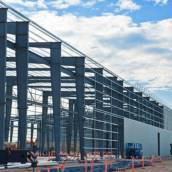 Construção de obras comerciais de médio e grande porte em Riviera de Santa Cristina XIII