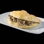 FILÉ COM REQUEIJÃO E MUSSARELA