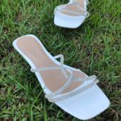 Chinelo Rasteiro Diamond