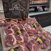 Kits prontos para o dia a dia e churrasco, com carnes selecionadas, alto aproveitamento e embalagem profissional.