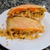 Pastel de frango com cheddar