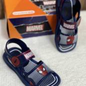 Sandália Grendene Marvel infantil masculina