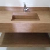 LAVATÓRIO EM PORCELANATO MADERADO