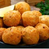 Bolinho de Bacalhau • 50 Unidades