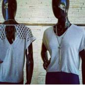 Blusa de Malha c/ Recortes a Laser (Última peça Disponível no Tamanho: 46)