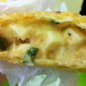 Pastel de palmito com catupiry