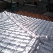 Manta sobre cobertura em Bom Jesus dos Perdões, SP por JR Ferro 