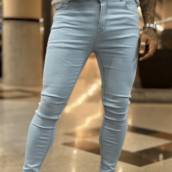 Calça Jeans Masculina Skinny Lisa Delavê Básica com Elastano Confortável
