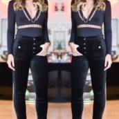 Calça Black de Sarja c/ Botões Frontal ( Semelhante a essa disponível no tamanho: 42)