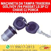 Maçaneta da Tampa Traseira Gol/Voy /94 Passat LS 3P c/ Chave c/ Porca
