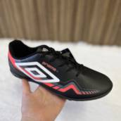 Chuteira Umbro Society masculina adulta