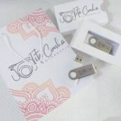 Kit pen drive giratório + sacola 17 x 12,5 cm + caixinha de kraft pardo ou branco personalizados