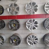 Eskinão Pneus e Rodas