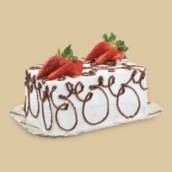 Bolo de Brigadeiro com Creme e Morangos