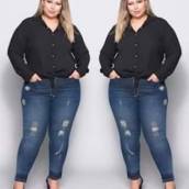 Calça Jeans Skinny Destroyed ( Semelhante a essa Disponível no Tamanho: 50)