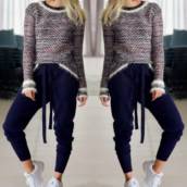 Calça de Viscose (Semelhante a essa da foto Disponível no Tamanho: 44). 