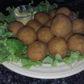  Bolinho de Camarão com Catupiry e Frango com Catupiry
