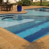 LIMPEZA DE PISCINA 