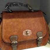 Ponto Chic Bolsas e Confecções Feminina