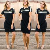 Vestido de Malha Bicolor c/ Galão (Semelhante a esse Disponível na Cor Azul Marinho e Tamanhos: 44 e 46).