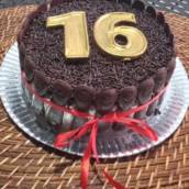 Bolo de 16 anos - Brigadeiro