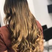 Mega Hair + Corte + Mechas