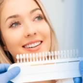 Facetas em resina e porcelana