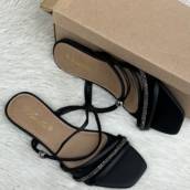 Rasteirinha adulta Varella em Uberlândia, MG por Lojas Dom Flavittos