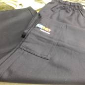 Calça de brim em Atibaia, SP por MK Confecções Atibaia