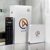 O UniTV V10 é o modelo mais recente e avançado da linha. Ele foi feito para quem quer velocidade, qualidade de imagem e compatibilidade com apps modernos.

Com processador Quad-Core ARM Cortex-A53, 2 GB de RAM e 8 GB de armazenamento, o V10 roda o Android 11 (ou superior) com ótimo desempenho. Essa configuração garante transições rápidas e menos travamentos, mesmo com vários aplicativos abertos.