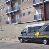 Newton Van