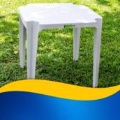  Mesa quadrada branca