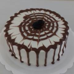 Bolo Doce de Leite com Ameixa