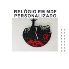 Relógio em MDF