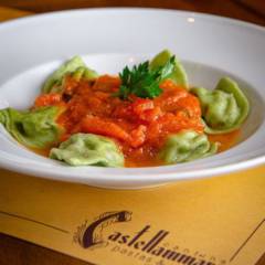 Massas recheadas  e molhos italianos itapetininga