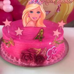 Bolo da Barbie