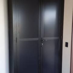 Armário de Alumínio com ACM Pretos