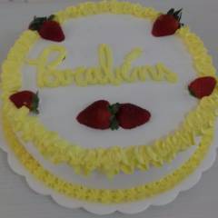 Bolo Doce de Leite com Abacaxi