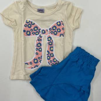 Comprar o produto de Conjunto feminino infantil Nina Child em A Classificar em Uberlândia, MG por Solutudo